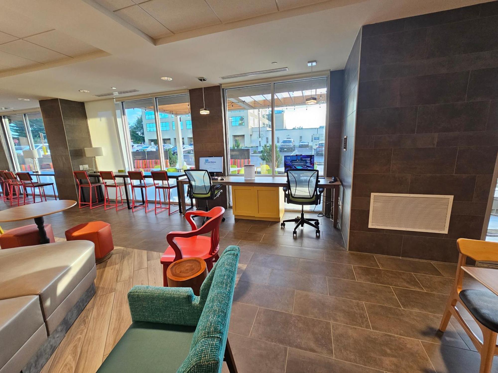Home2 Suites By Hilton Allentown Bethlehem Airport Екстер'єр фото