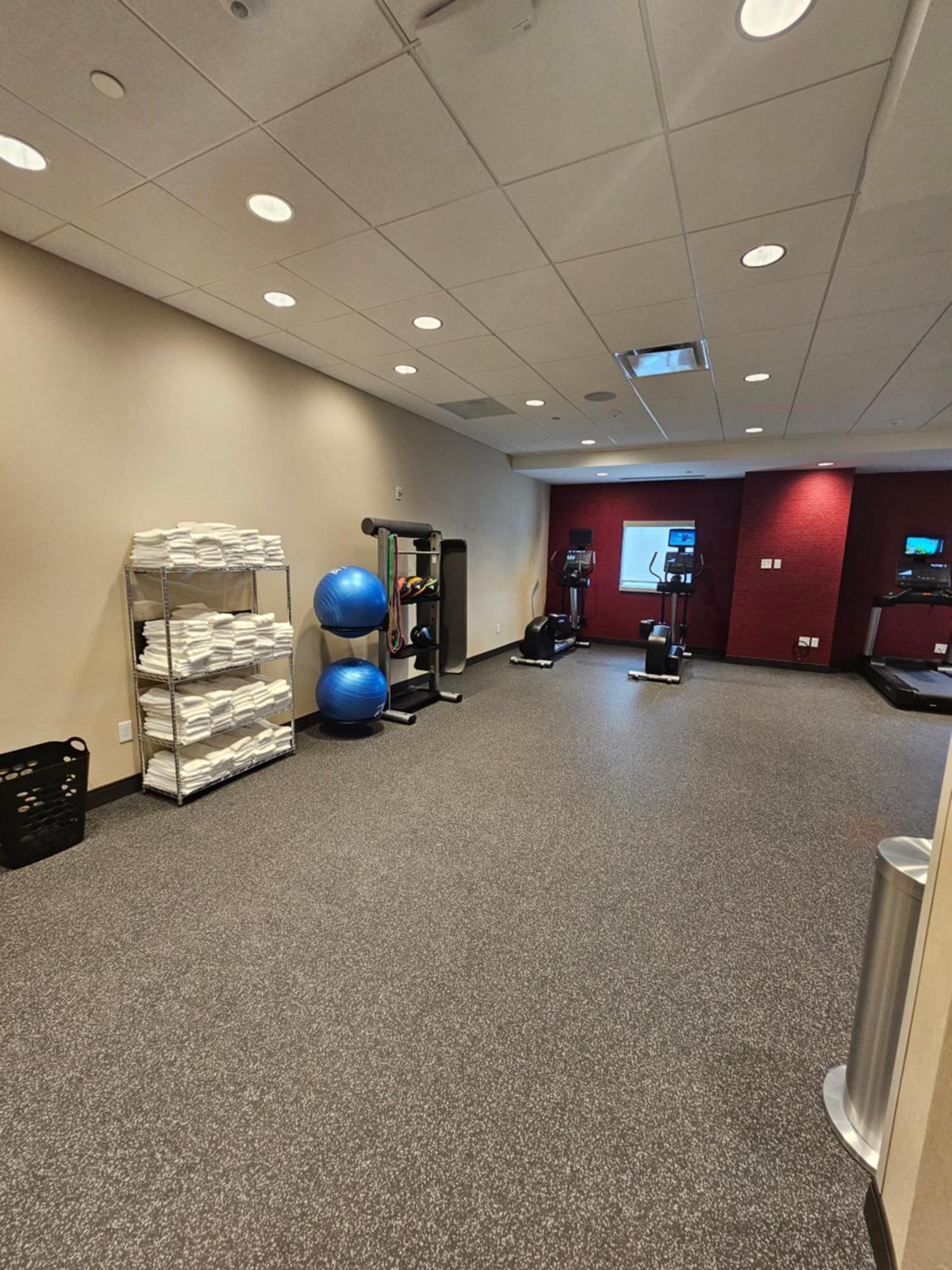 Home2 Suites By Hilton Allentown Bethlehem Airport Екстер'єр фото